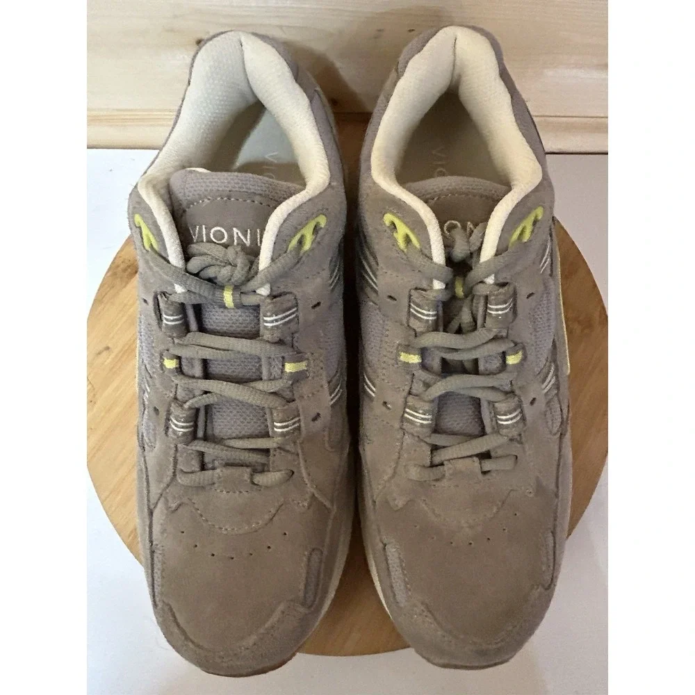 Vionic Womens 23Walk Walking Sneakers Gray Suede Yellow Accents Size 10 Wide EUC